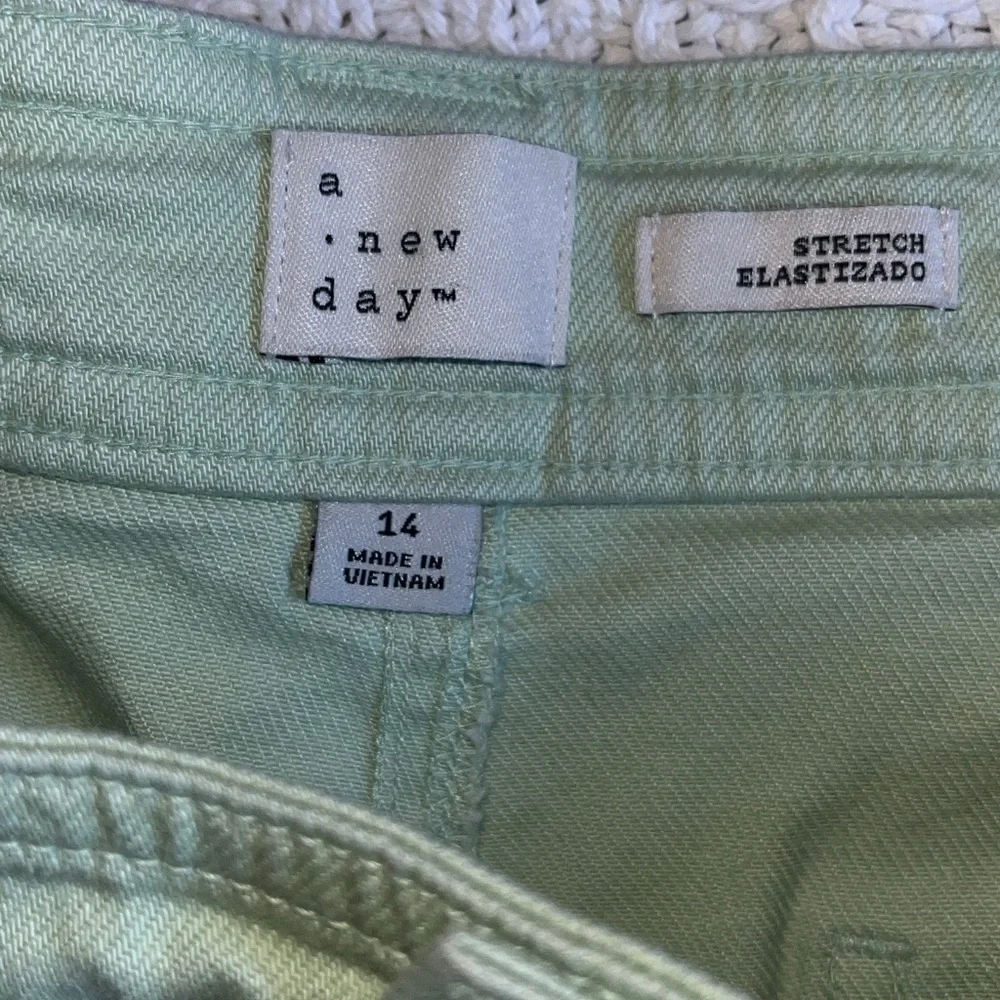 A.new.day Pastel Green wide leg high rise stretch ankle jeans sz 14 - Picture 2 of 7